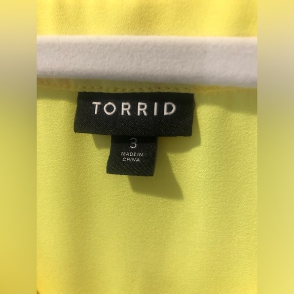 Georgette Cage Front Blouse Lemon Tonic Torrid size 3 (3X) - Picture 7 of 11